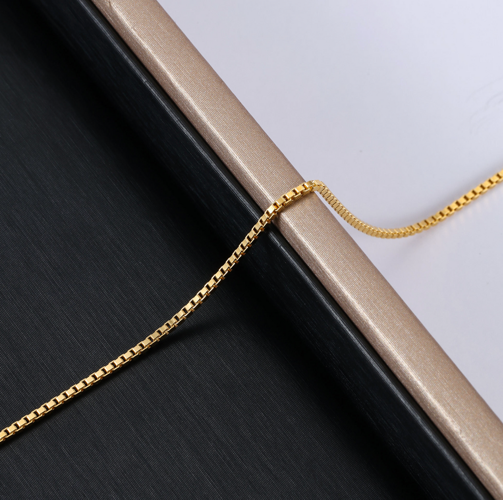 Elegant Minimalist Everyday Jewelry