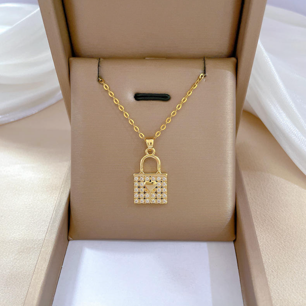 Light Luxury Heart Lock Pendant Jewelry